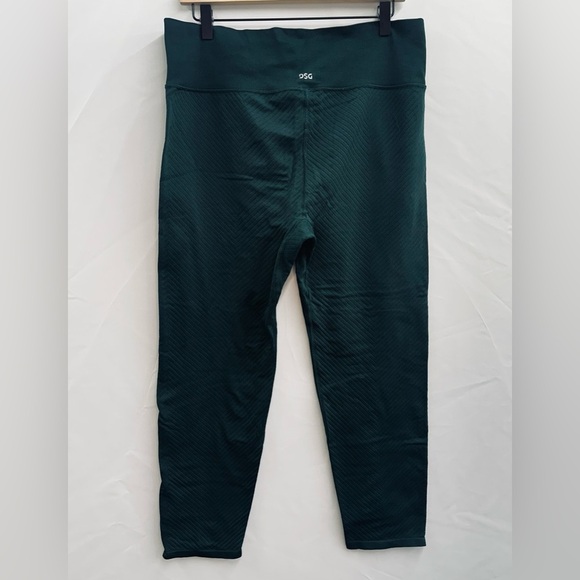 DSG Brand Chevron Ribbed Deep Green Women’s 7/8 Workout Leggings, NWOT, XXL - Picture 2 of 7